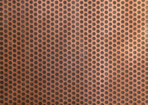 La conception de fantaisie de modèle a perforé de diverses tailles de trou de feuille de cuivre
